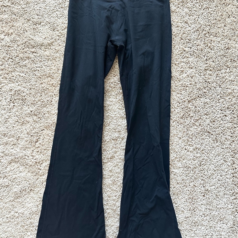 Black Women's Mid Rise Flared Leggings